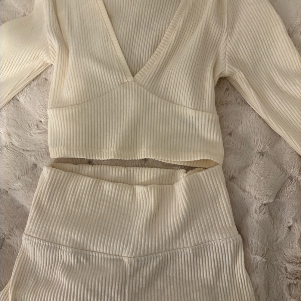 Wild Fable Cream Ribbed  long sleeve cropped with matching foldover flared pants
